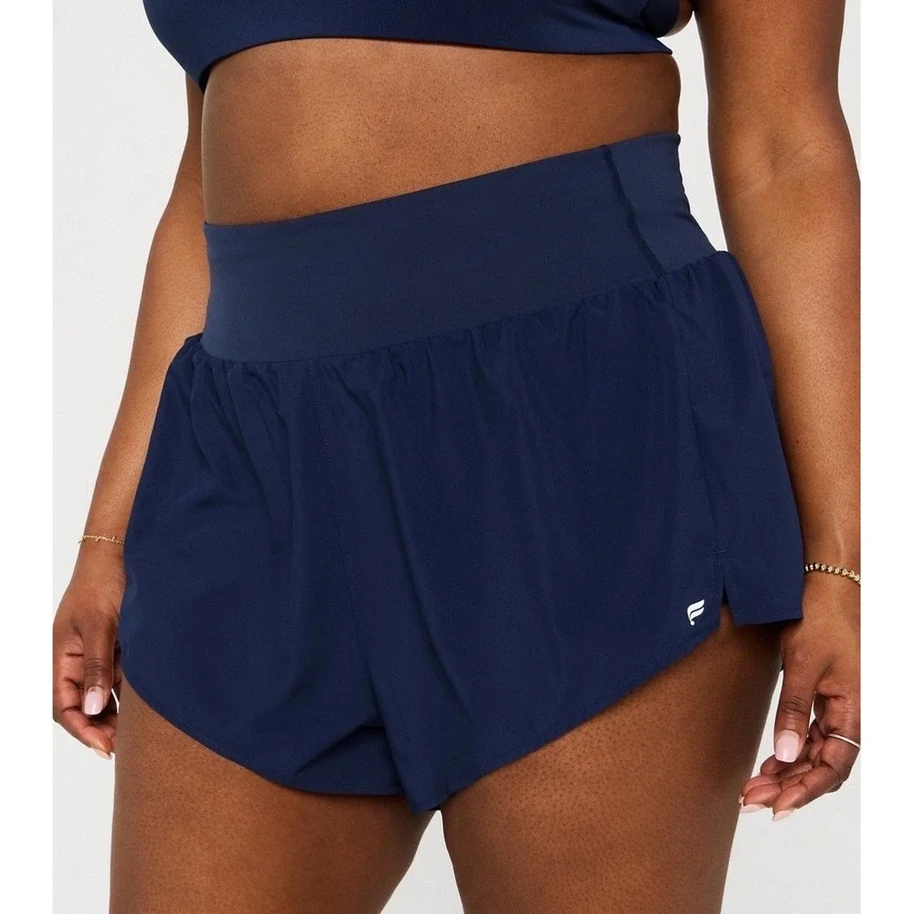 NWOT Women's Fabletics Sun Chaser Shorts 3" Deep Navy - Plus 2X (40" X 3") - Picture 1 of 7
